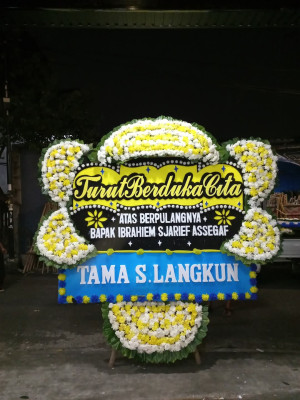 Papan Bunga Duka di Takisung